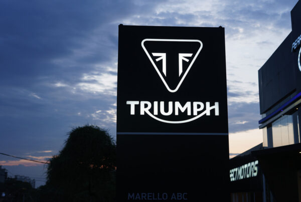 Evento de inauguração da concessionária Triumph ABC